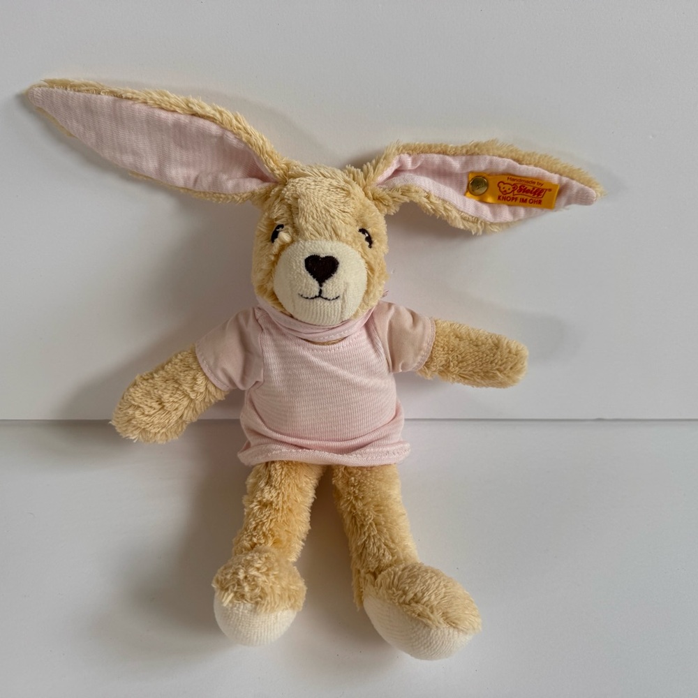 Steiff Hoppel Bunny Rabbit EAN 237577 Stuffed Animal Toy